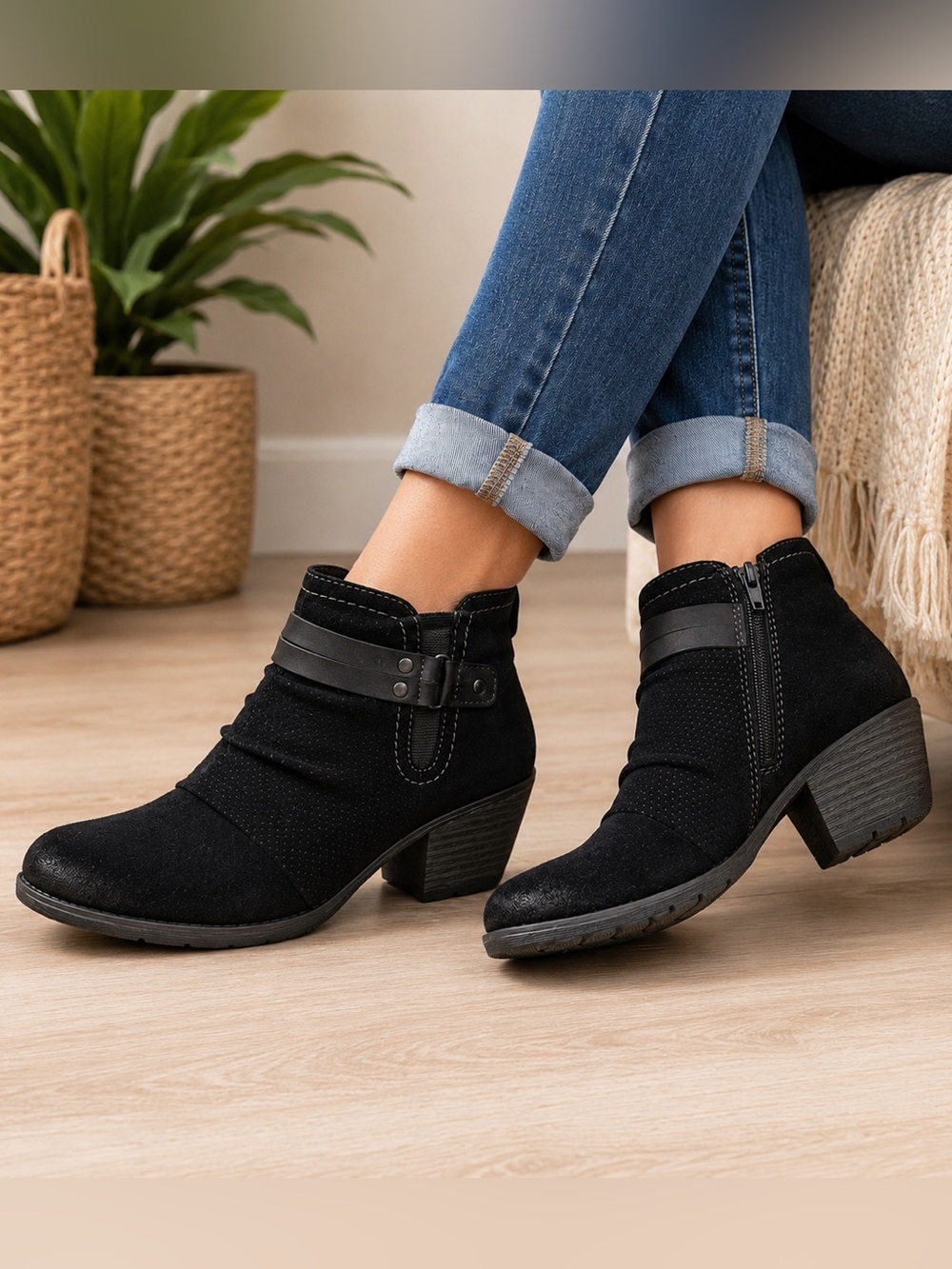 Earth Origins Odel Black Suede Ankle Booties Comfort Moto Style Size 8 Western